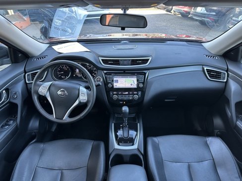 Used 2016 Nissan Rogue SL w/ SL Premium Package image 13