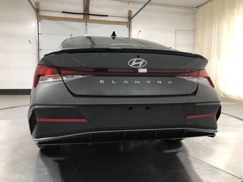 New 2025 Hyundai Elantra Sport image 6