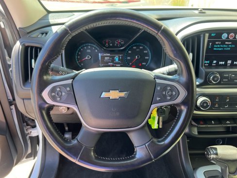 Used 2018 Chevrolet Colorado LT w/ Safety Package image 12