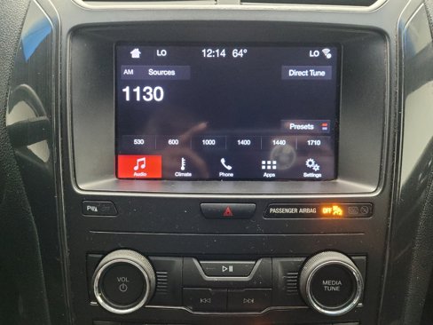 Used 2019 Ford Explorer XLT w/ Equipment Group 201A image 25