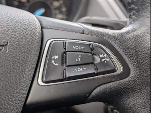 Used 2019 Ford Escape SEL image 24