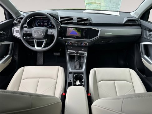 New 2025 Audi Q3 2.0T Premium image 10