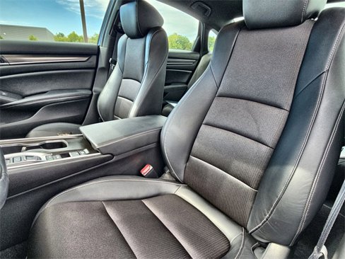 Used 2022 Honda Accord Sport image 19