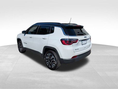 Used 2022 Jeep Compass Limited w/ Sun and Sound Group image 3