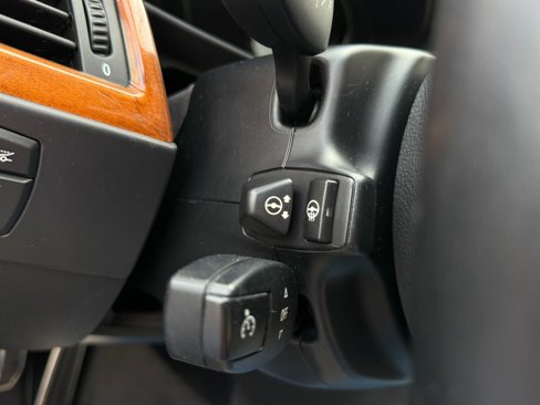 Used 2008 BMW 535xi Wagon image 15