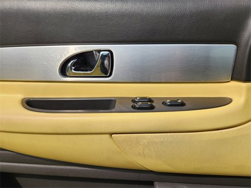 Used 2002 Ford Thunderbird image 26
