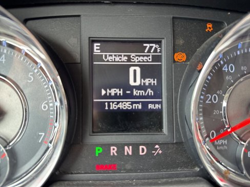 Used 2011 Chrysler Town & Country Touring-L image 18
