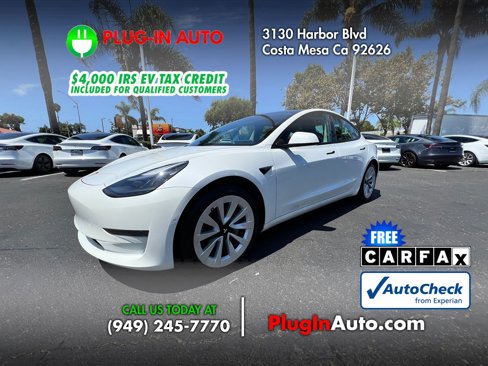 Used 2022 Tesla Model 3 Standard Range image 3