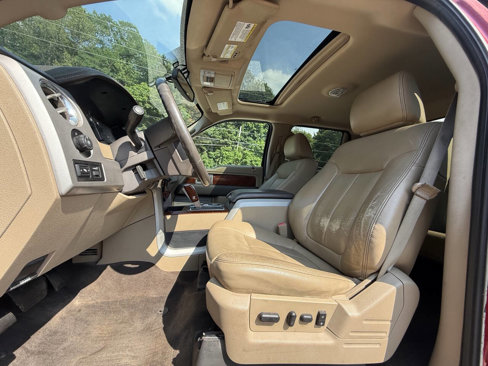 Used 2010 Ford F150 Lariat image 32
