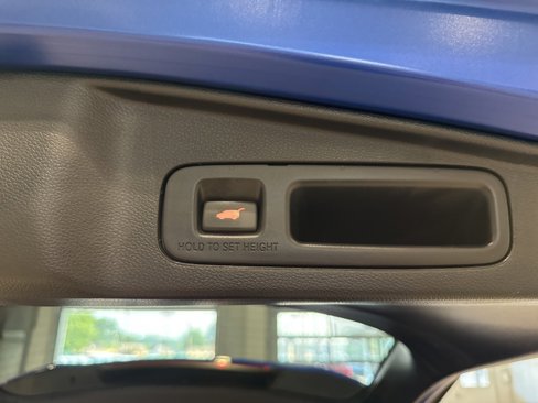 Used 2020 Honda CR-V Touring image 17