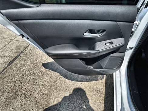 Used 2022 Nissan Sentra SV image 15