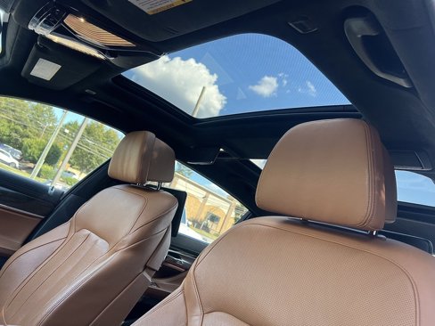 Used 2017 BMW 740e xDrive image 46