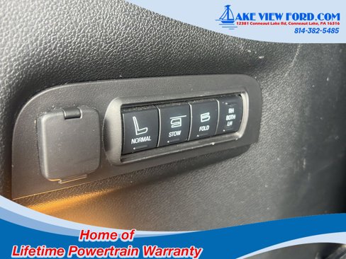 Used 2017 Ford Explorer Limited image 13