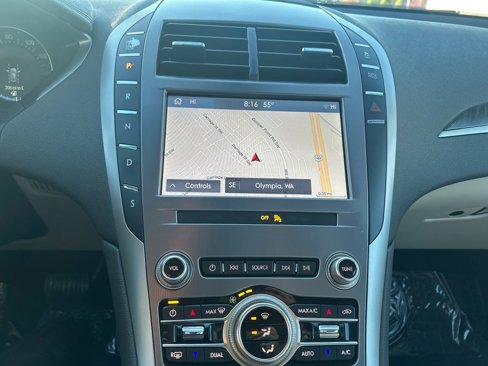 Used 2019 Lincoln MKZ Reserve image 23