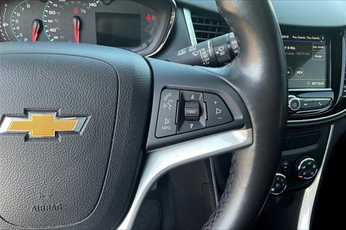 Used 2019 Chevrolet Trax LT w/ LT Convenience Package image 23