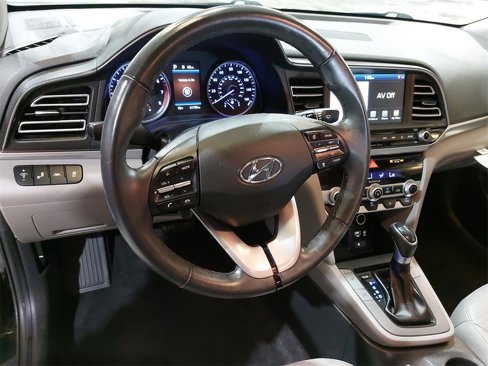 Used 2020 Hyundai Elantra Limited w/ Ultimate Package 03 image 15