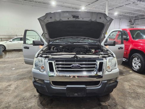 Used 2010 Ford Explorer Sport Trac XLT image 29