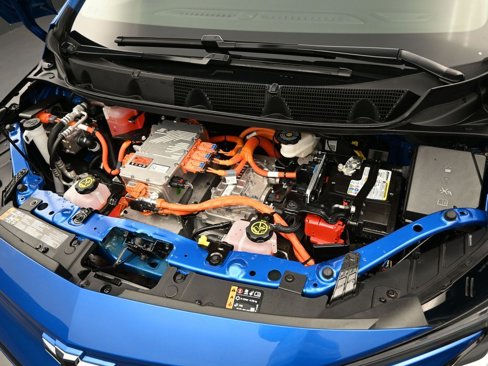 Used 2023 Chevrolet Bolt LT w/ Infotainment Package image 10