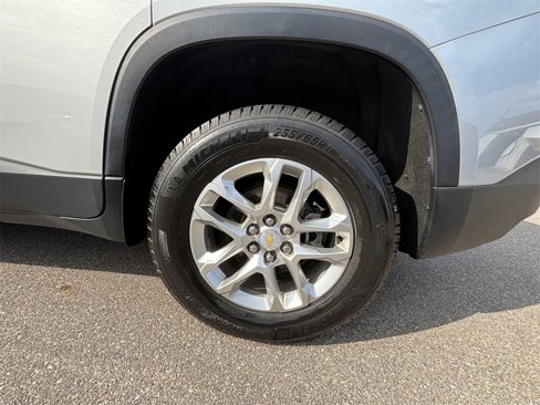 Used 2020 Chevrolet Traverse LT w/ Driver Confidence II Package image 48