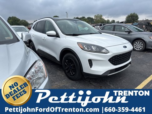 Used 2020 Ford Escape SE image 1