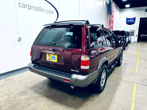 Used 2001 Nissan Pathfinder SE image 7