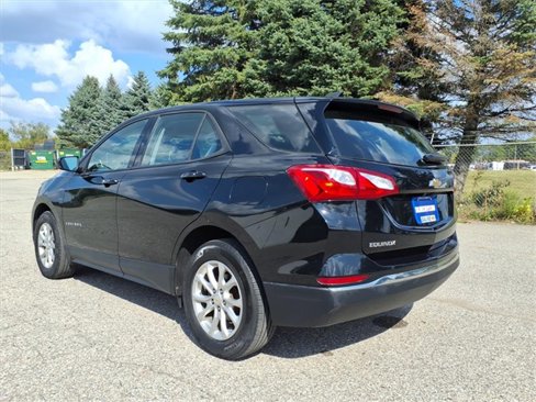Used 2018 Chevrolet Equinox LS image 5