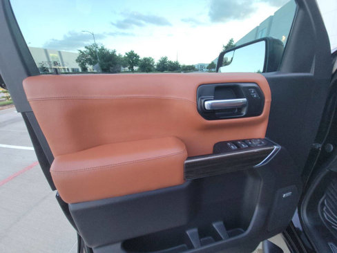 Used 2020 Chevrolet Silverado 1500 RST image 3