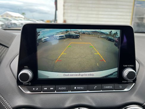 Used 2021 Nissan Sentra SV image 17