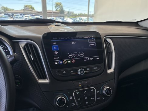 Certified 2024 Chevrolet Malibu LT image 23