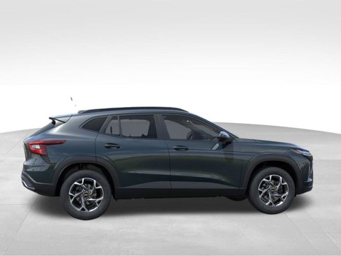 New 2025 Chevrolet Trax LT image 5