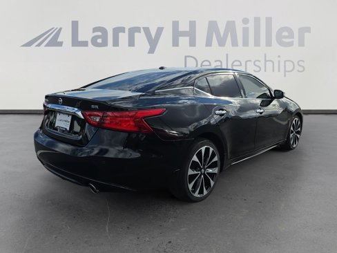 Used 2018 Nissan Maxima SR image 5