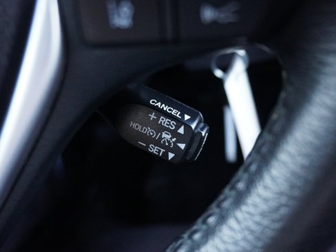 Used 2018 Toyota Corolla L image 39