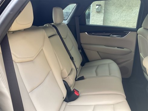 Used 2017 Cadillac XT5 FWD image 13
