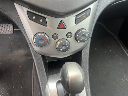 Used 2016 Chevrolet Sonic LT image 16