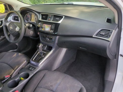 Used 2018 Nissan Sentra SR w/ SR Midnight Edition Package image 27