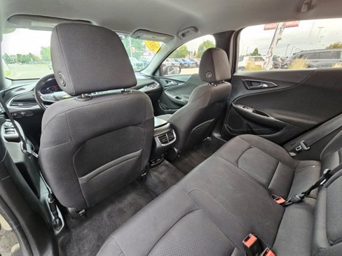 Used 2018 Chevrolet Malibu LT image 11