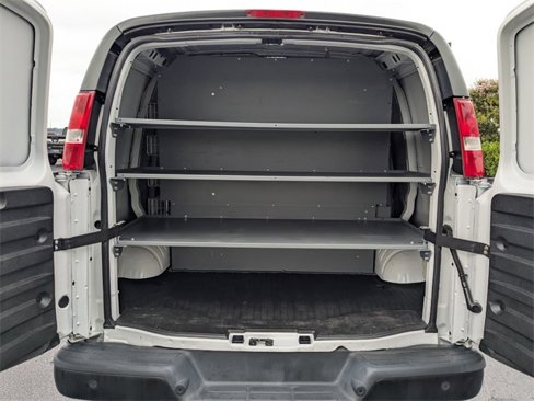 Used 2020 Chevrolet Express 2500 image 25
