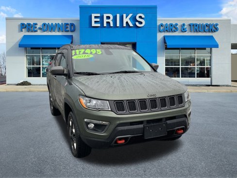 Used 2018 Jeep Compass Trailhawk image 4