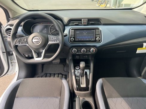 New 2025 Nissan Versa SV image 5