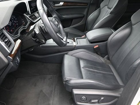 Used 2019 Audi Q5 2.0T Premium Plus w/ Premium Plus Package image 14