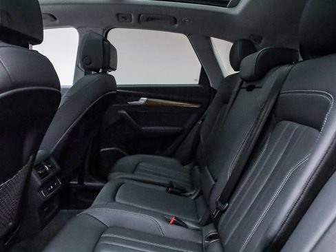 Certified 2024 Audi Q5 2.0T Premium Plus image 20