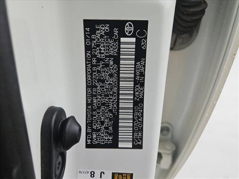 Used 2014 Toyota Prius Three image 24