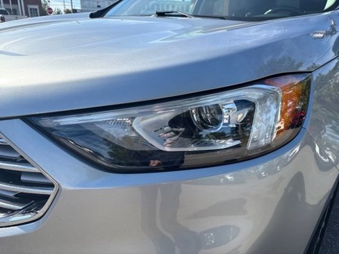 Used 2020 Ford Edge SEL w/ Convenience Package image 40