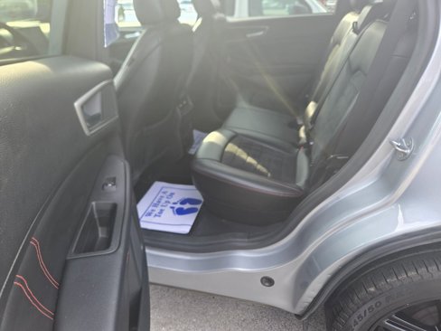 Used 2024 Ford Edge ST-Line image 8