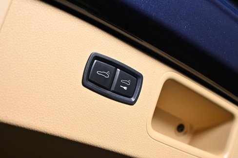 Used 2015 Porsche Macan S image 36