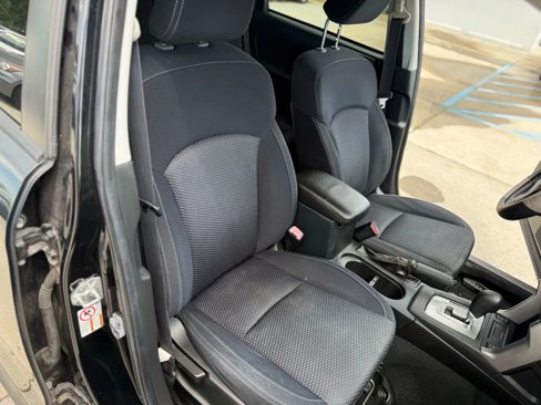 Used 2015 Subaru Forester 2.5i Premium w/ All-Weather Package image 27