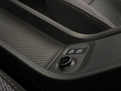 New 2025 MINI Cooper 2-Door Hardtop image 13
