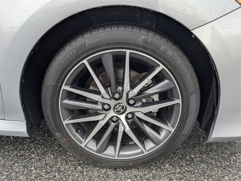 Used 2023 Toyota Camry XLE image 11
