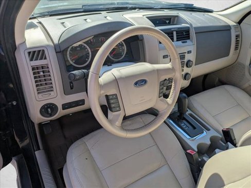 Used 2011 Ford Escape XLT w/ 203A Rapid Spec Order Code image 10