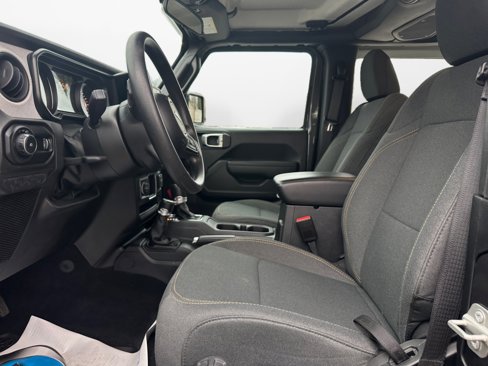 Used 2024 Jeep Wrangler Sport image 11